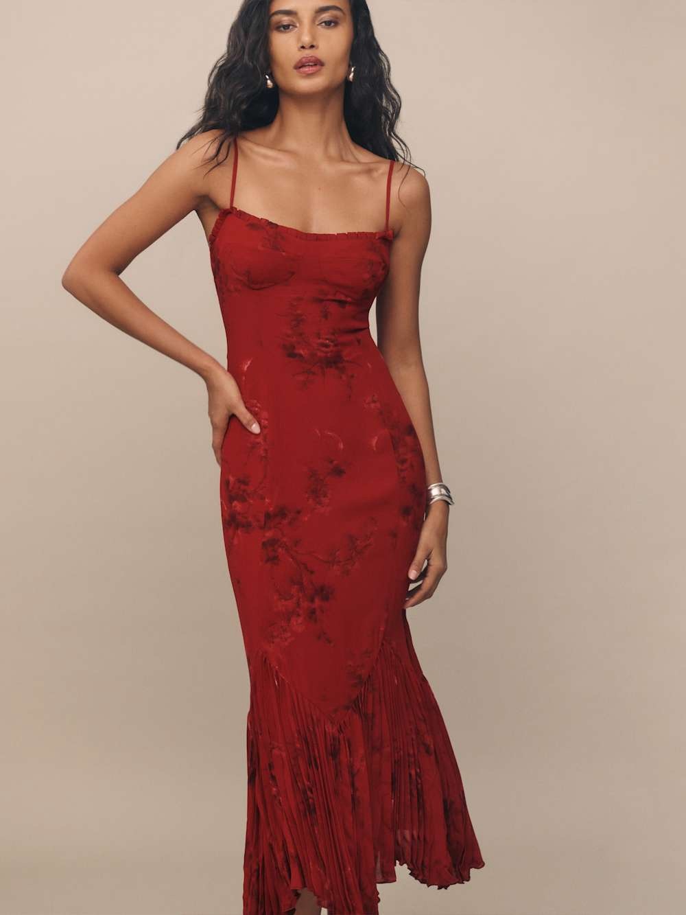 Reformation Aiko Dress in Vermillion - Picture 5 of 5